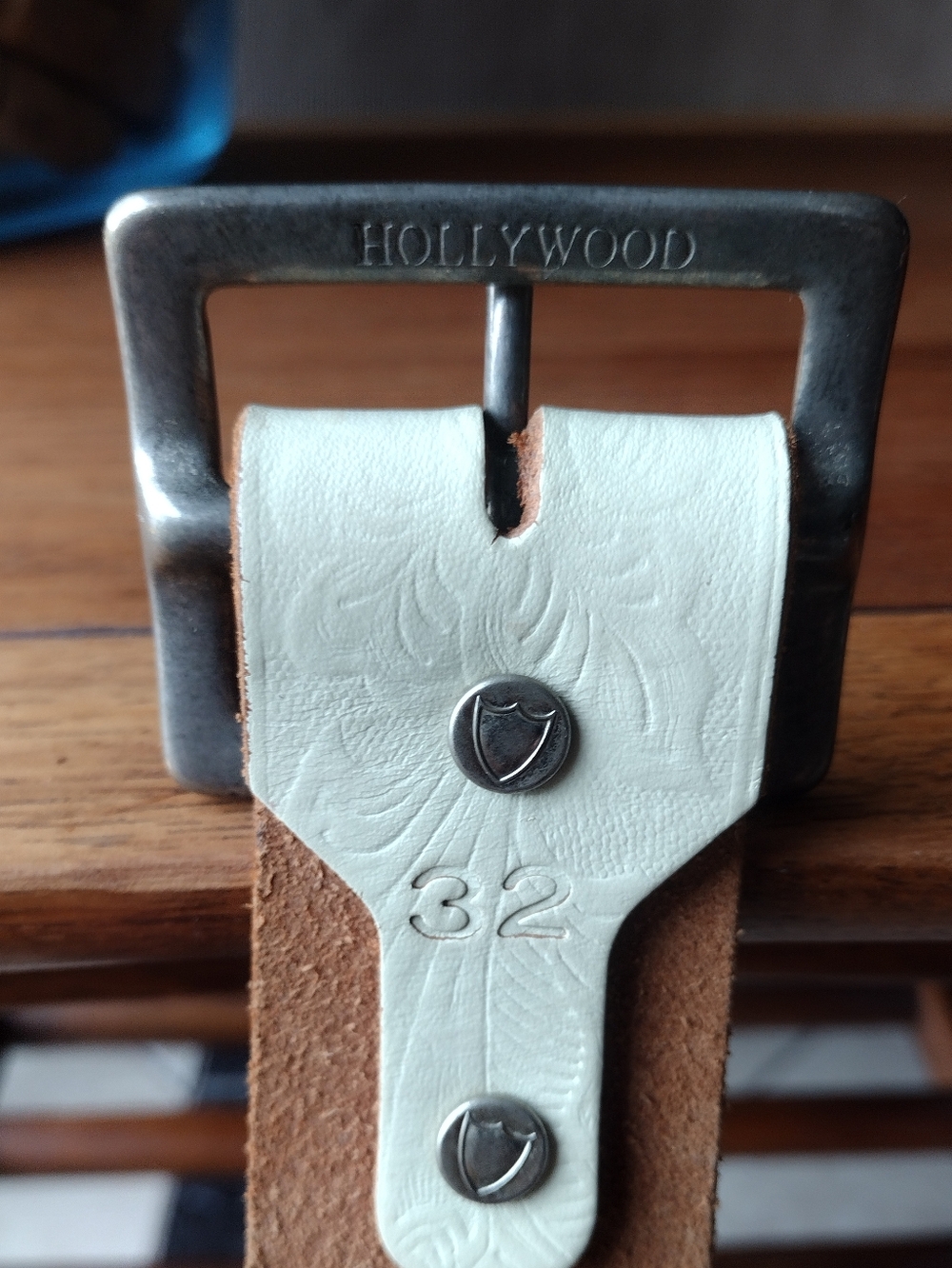 Hollywood Trading Company Cream Tooled Leather Belt with Floral Stud Detail - Picture 3 of 6